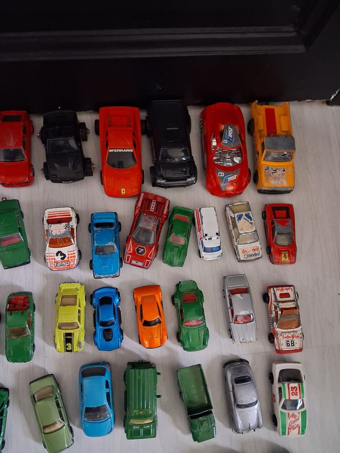 Lot de 55 voitures + 2 remorques lot de 55 voitures + 2 remorques - photo numéro 3