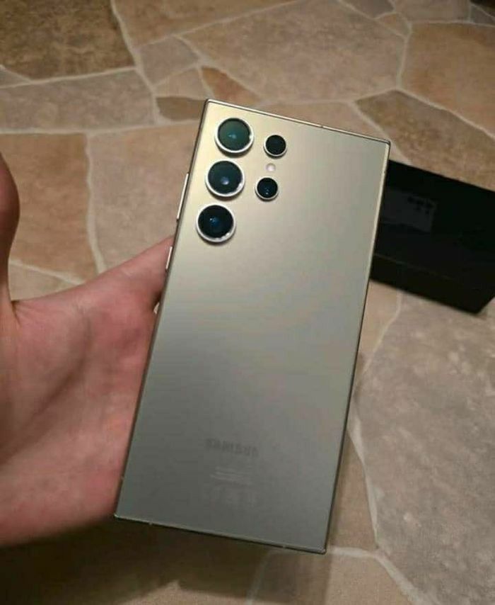 Samsung S24 Ultra - photo numéro 2