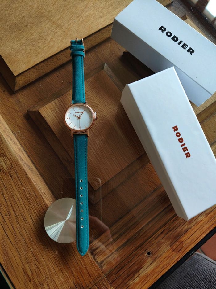 Montre Rodier Cadran Rose Gold et bracelet bleu vert