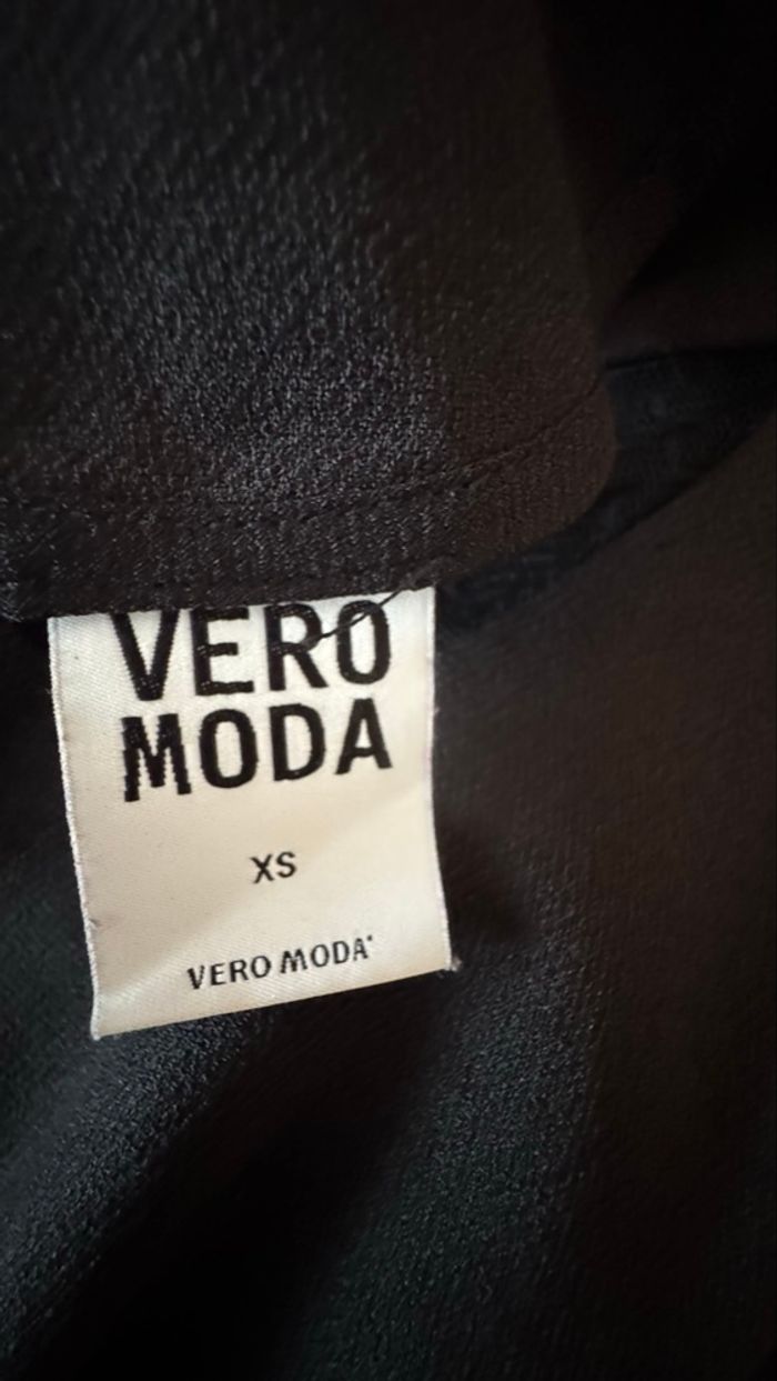 Blouse Vero Moda d’occasion, en très bon état - photo numéro 3