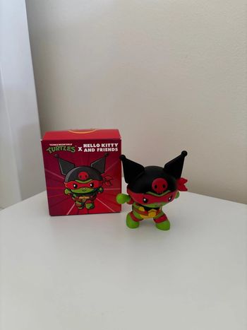 figurine hello kitty