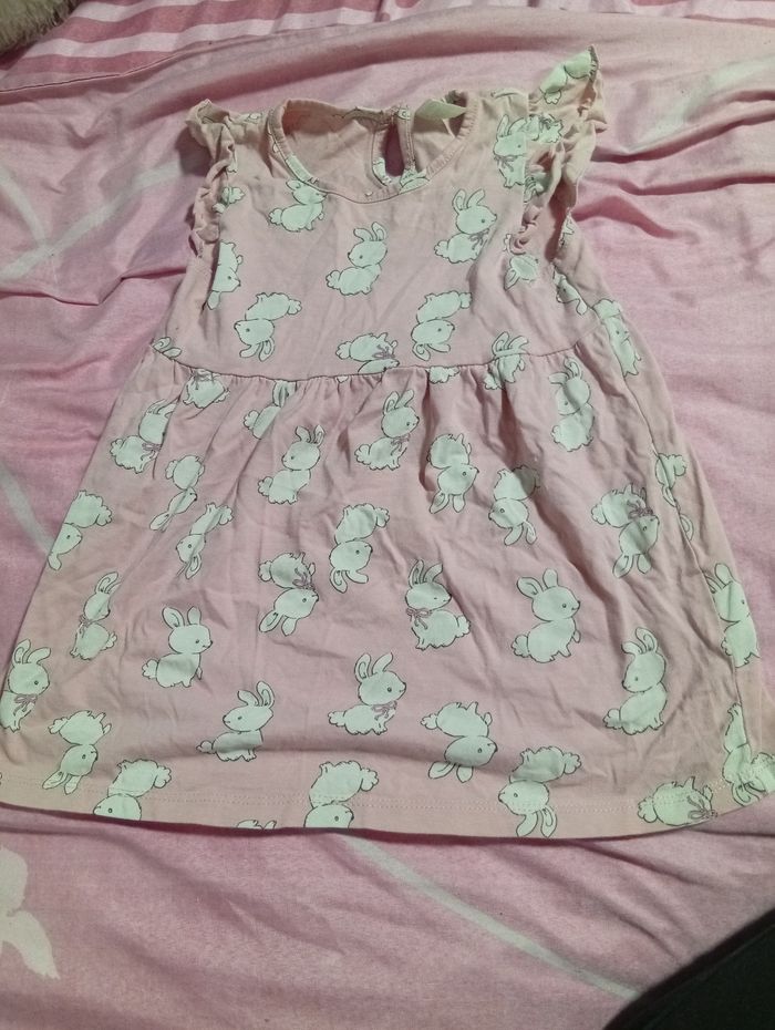 Robe h et m