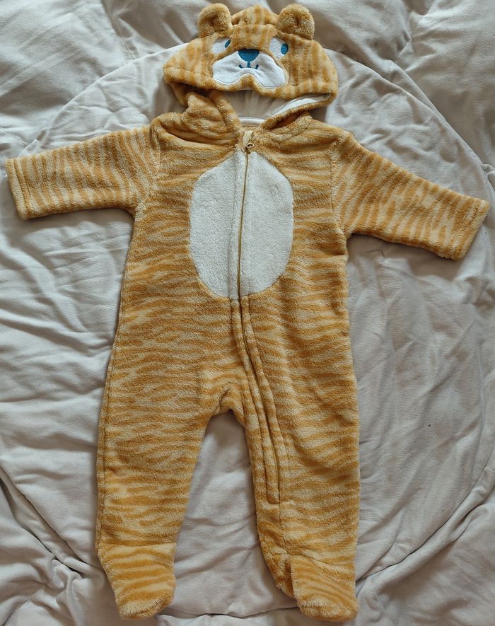 Lot pyjamas/surpyjamas - photo numéro 2