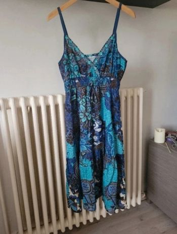 Robe bleue bretelles
