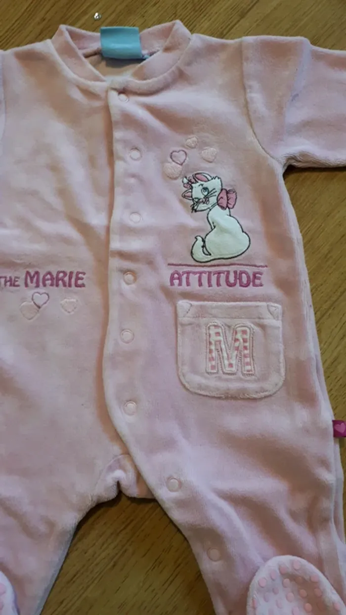 Pyjama velours Disney 3 mois - photo numéro 2