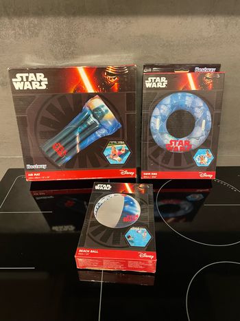 Lot pour piscine  star wars  matelas ballon bouée