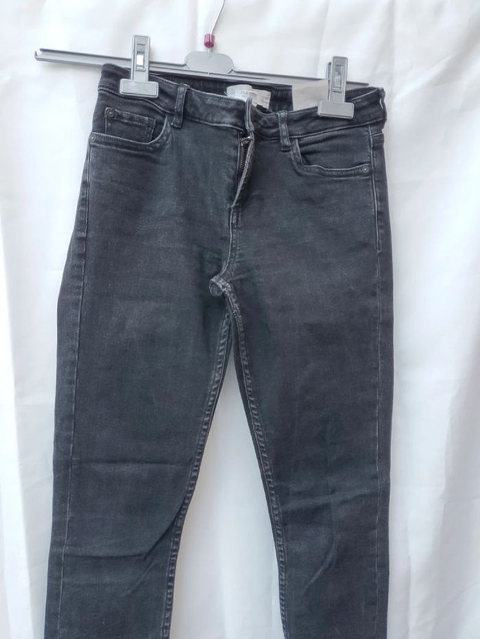 Pantalon jean slim noir Mango 32 - photo numéro 2