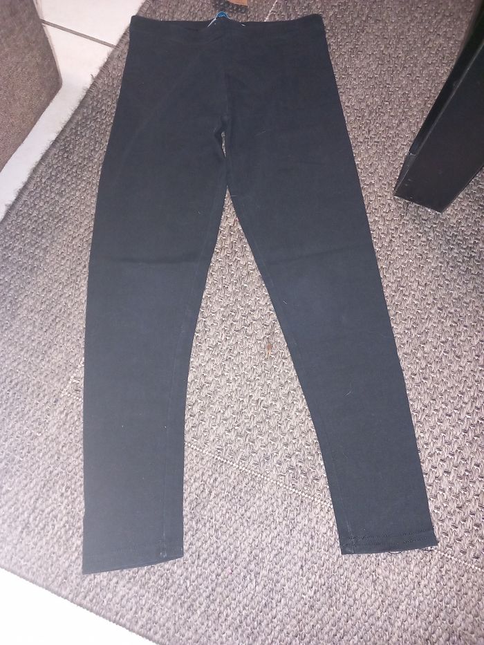 Legging noir primark 6/7 ans tbe