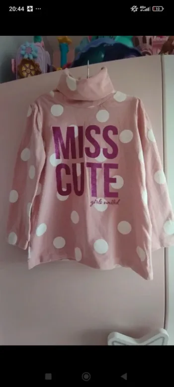 Sous-pull 3/4 ans 🎀