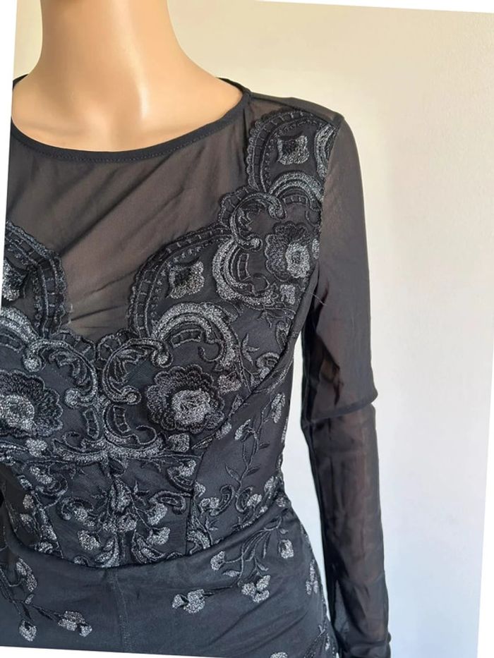 Robe noire et argentée à manches longues Lipsy London taille 38 jamais portée - photo numéro 6