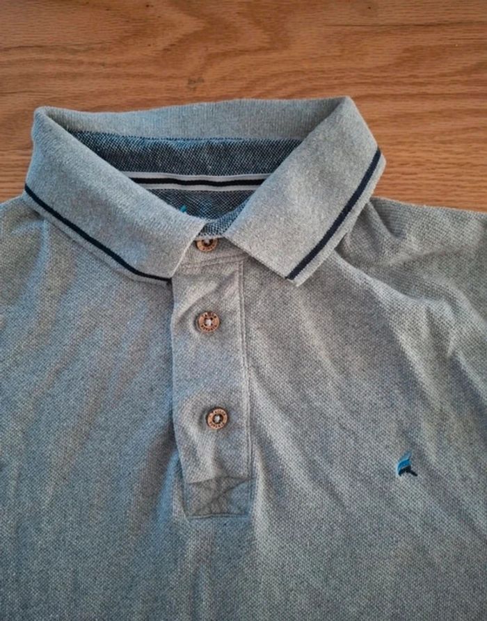 Polo gris à bouton - photo numéro 2