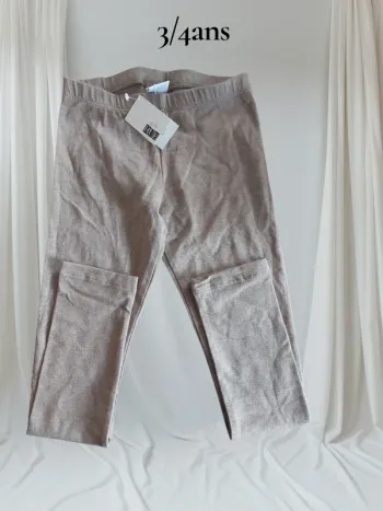 Legging -3-4ans neuf avec étiquette