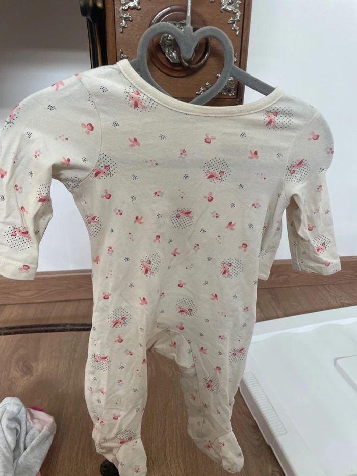 Lot pyjamas - photo numéro 3
