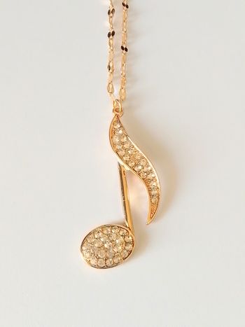 Chaîne + pendentif élégant