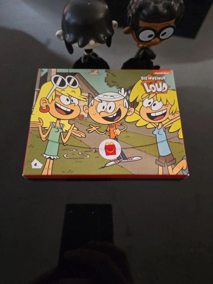 Lot de 4 jouets et livre Bienvenue chez les Loud - photo numéro 5