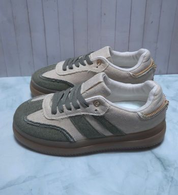 Baskets en toile Kaki et Beige - Style Rétro - Neuves - Taille 38