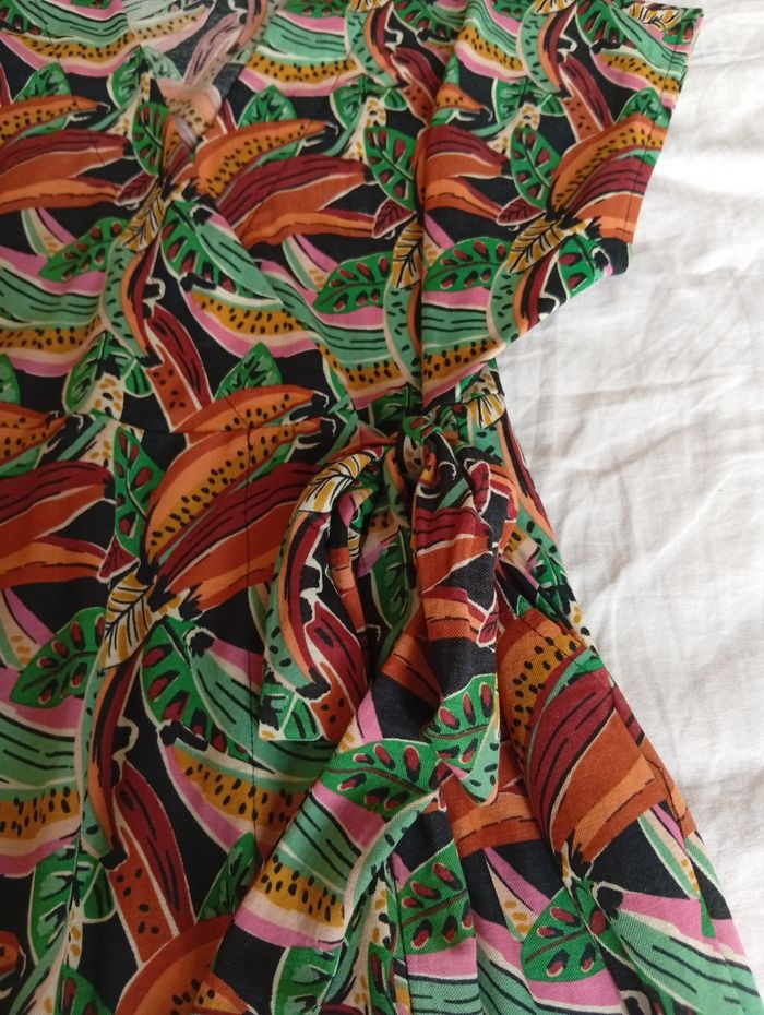 Robe croisée sfera collection  taille s - photo numéro 3