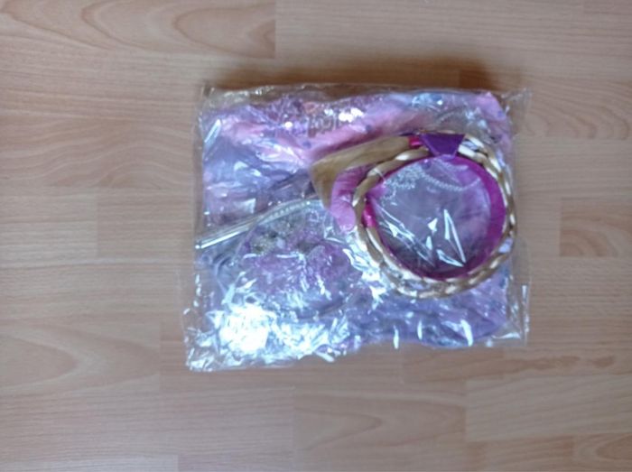 Costume princesse raiponce paillette 6ans - photo numéro 7