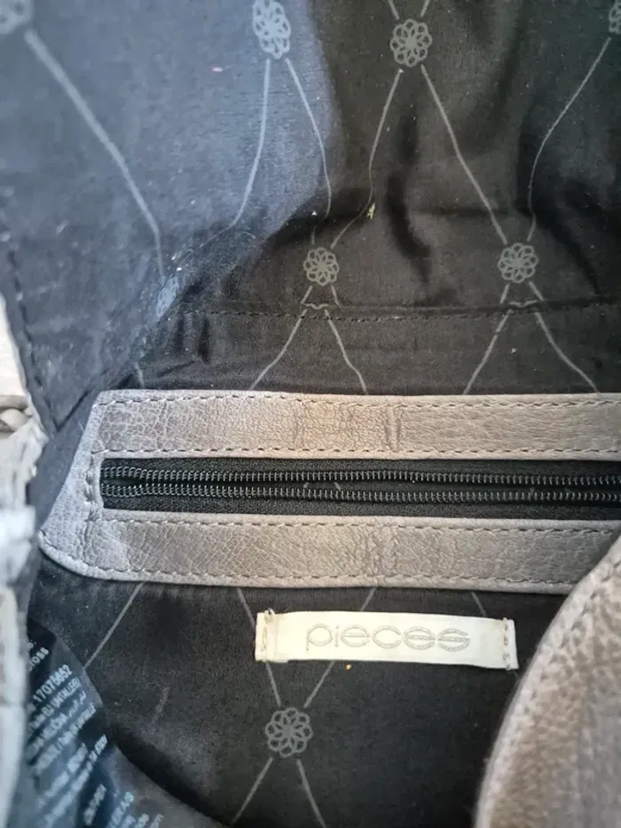 Sac bandoulière pochette argentée cuir pièces - photo numéro 2