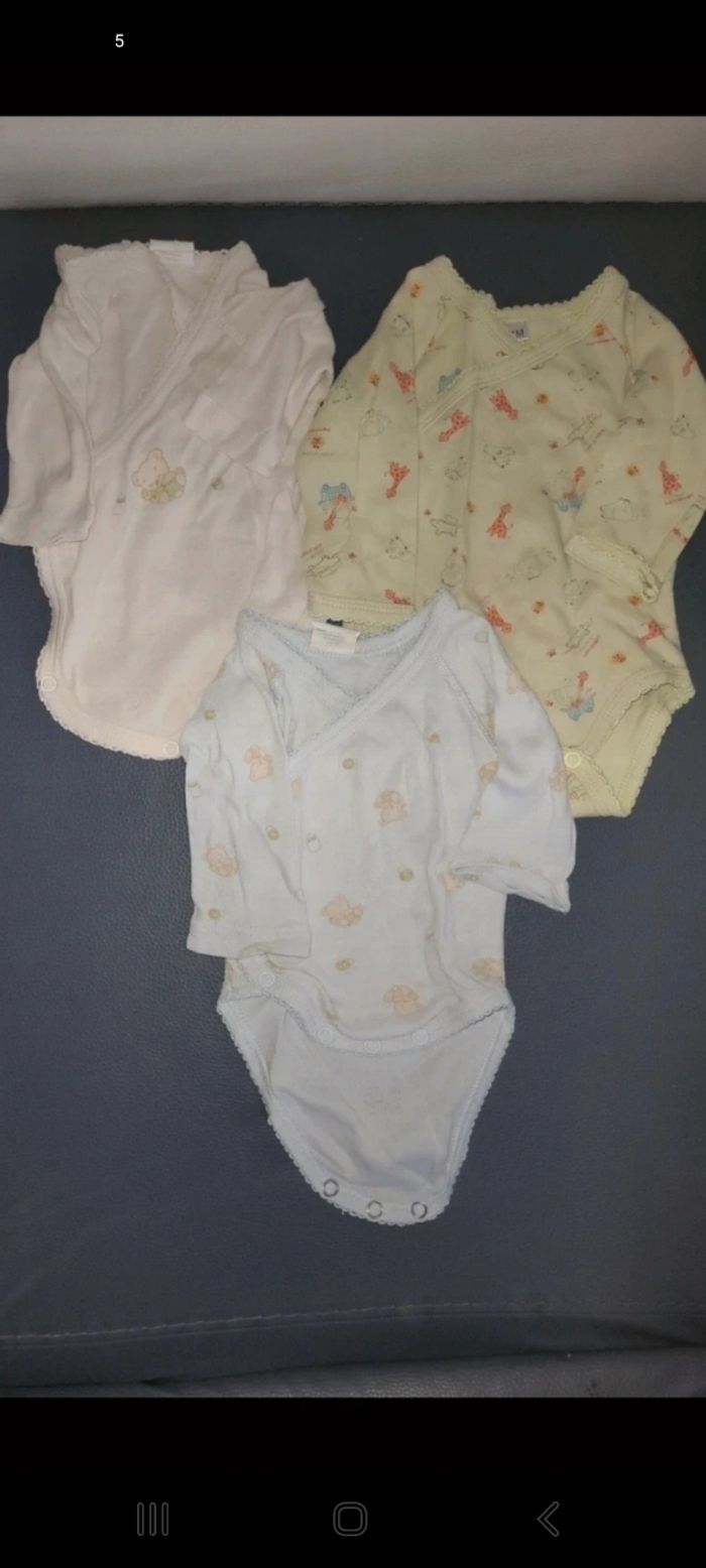 Lot de 3 bodys 1 mois mixte