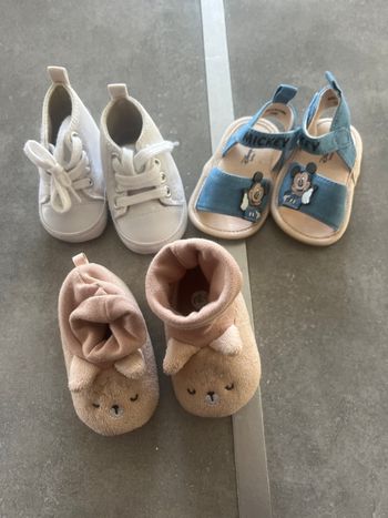 3 paire de chaussure bébé