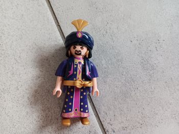 Personnage playmobil magicien