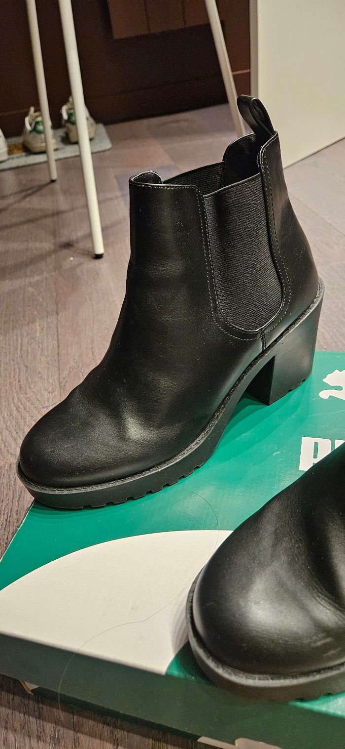 Bottines en cuir noir - Taille 39 - photo numéro 5