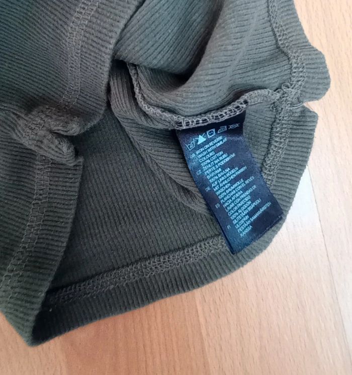 T-shirt kaki 12 mois H&M - photo numéro 5