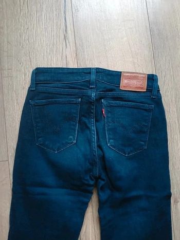 Jean levis 712 slim bleu brut marine 23x30 FR32