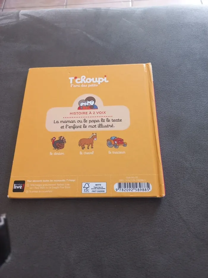 Livre t'choupi tchoupi à la ferme - photo numéro 3