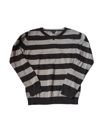 Pull à rayures gris et noir 10 ans
