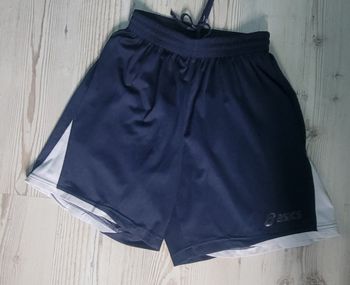 Short asics