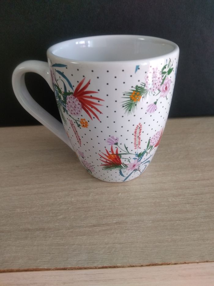 Petite tasse fleurs - photo numéro 3