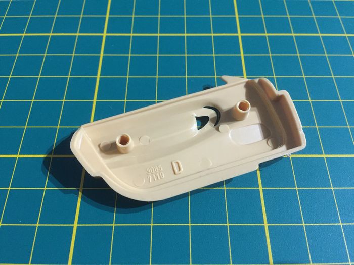 Intérieur porte droite pièce miniature Bburago burago Porsche 996 Turbo 1/18 1/18e 1/18eme #A68 - photo numéro 2