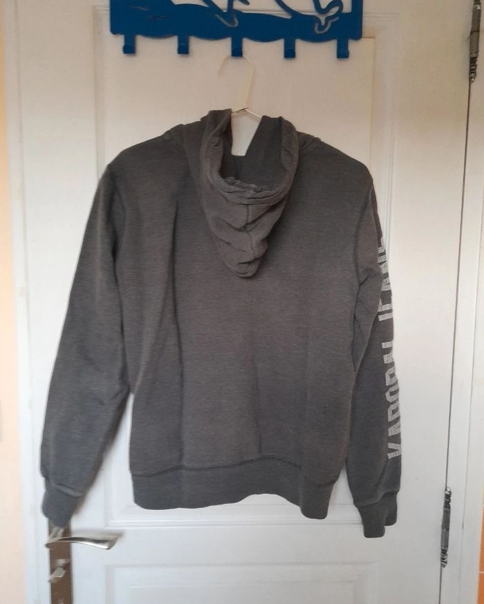 Sweat zippé - photo numéro 2