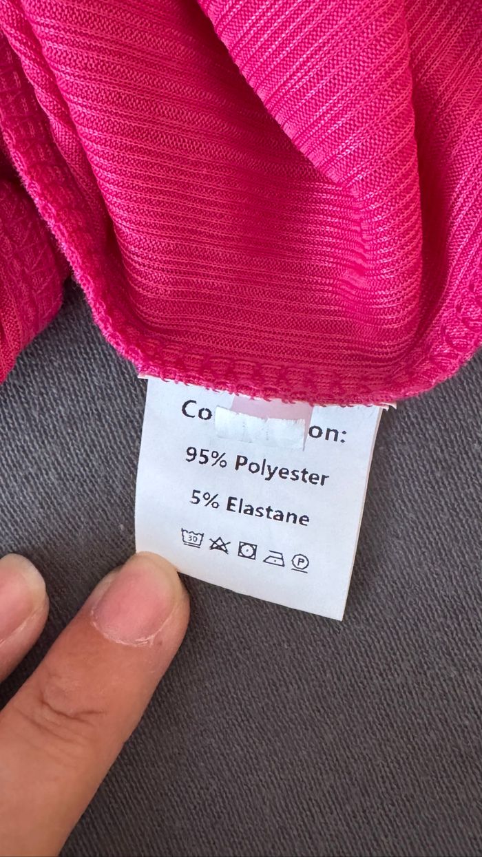 T-shirt  neuf  fuchsia  métallisé - photo numéro 7