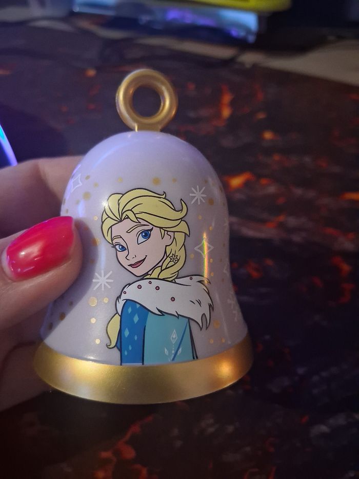 Clochette disney reine des neiges
