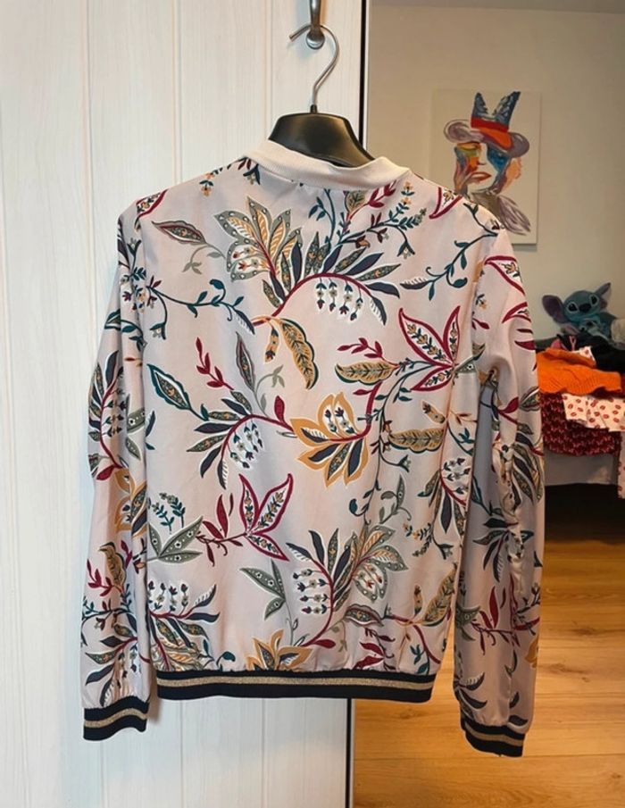 Blouse fleurie LolaLiza xs - photo numéro 2
