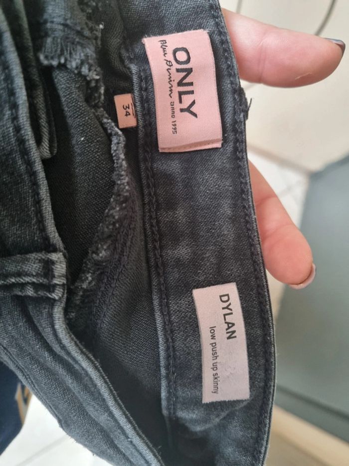 Jeans noir - photo numéro 3