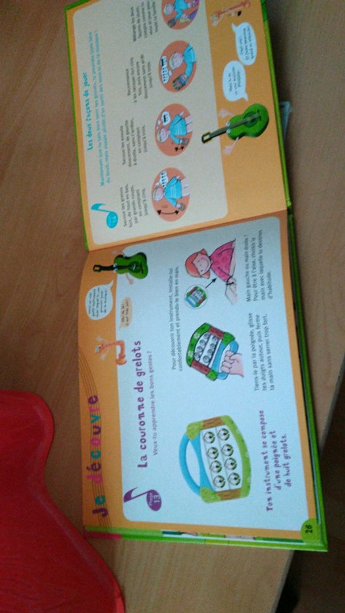 Lot livre cd hochet - photo numéro 4