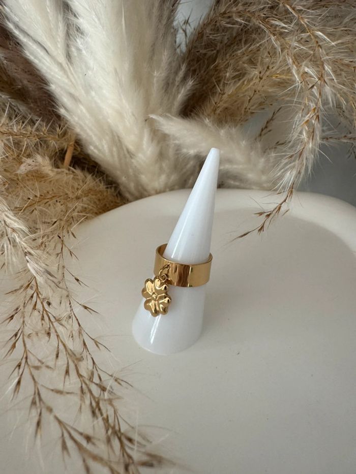 Magnifique bague en acier inoxydable avec grelot cœur résistant à l’eau ajustable - photo numéro 2