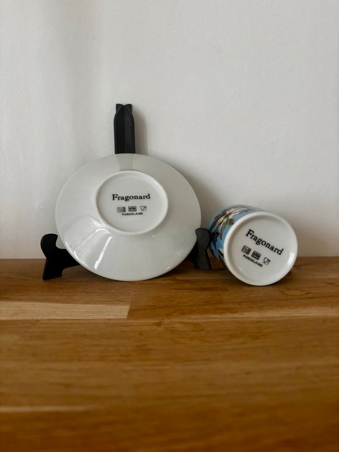 Ensemble de 4 tasses et soucoupes Fragonard visages  du monde - photo numéro 5