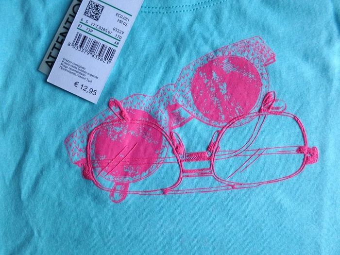 Tee-shirt Benetton Neuf 12/24 mois - photo numéro 2