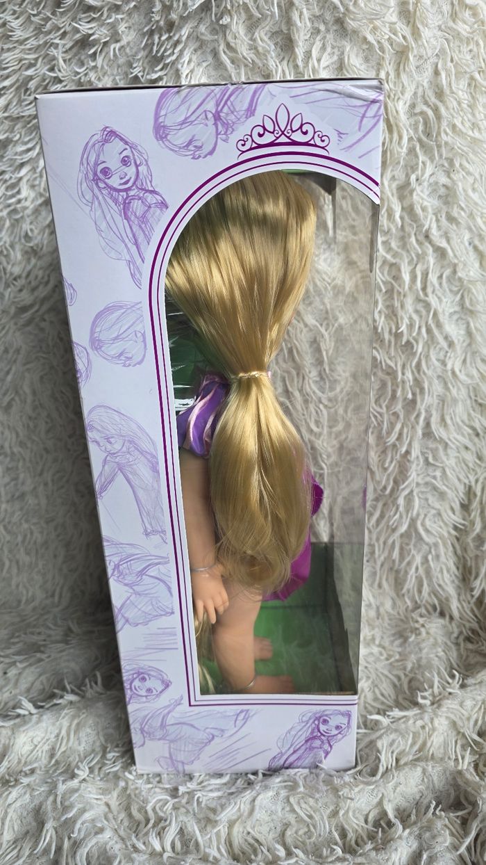 Poupée disney animator princesse raiponce disneyland paris disney store Neuf - photo numéro 4