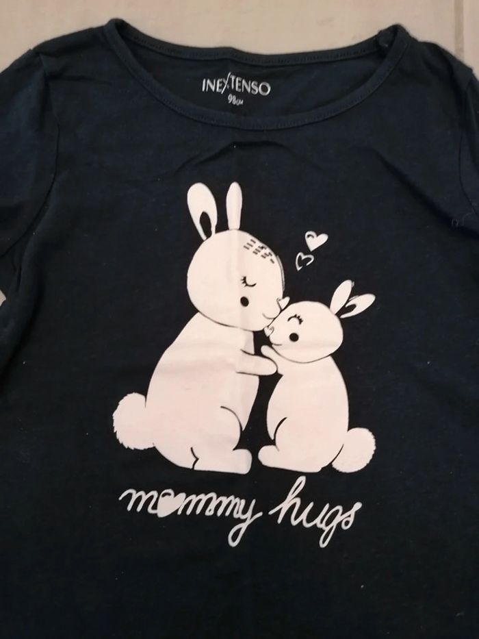 Tee-shirt manches longues porté une ou deux fois comme neuf taille 3 ans - photo numéro 2