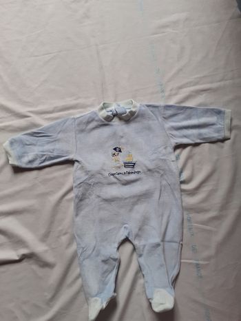 Babygros bleu ciel motif chat pirate