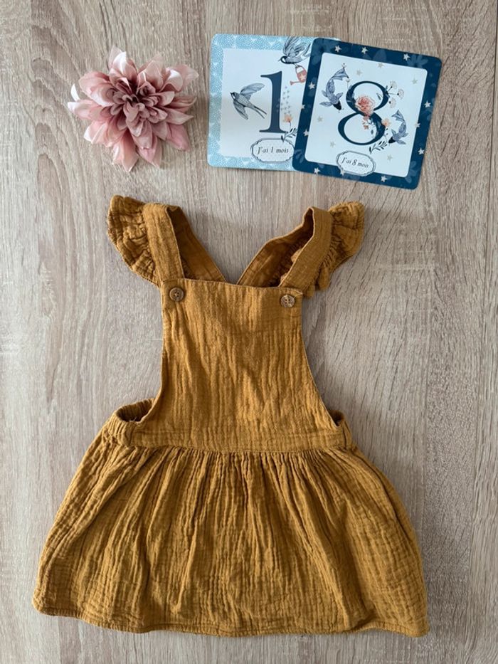 Jolie robe en lin moutarde TAO 18 mois TBE