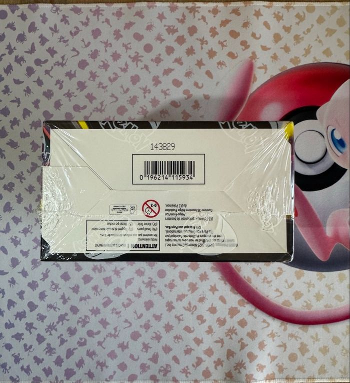 Pokémon Display Méga Évolution *Défaut de scellé* - photo numéro 4