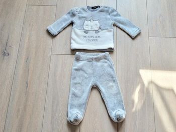 Pyjama gris très doux. Fille 12 mois. Marque In Extenso