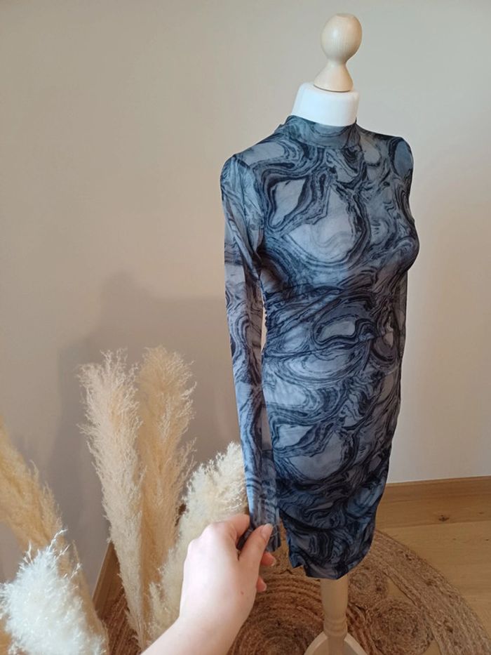 Robe grise moulante transparente neuve By Swan taille S 36 - photo numéro 6